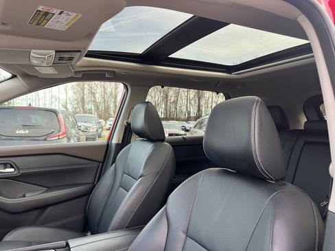 Used 2023 Nissan Rogue SL w/ SL Premium Package image 23