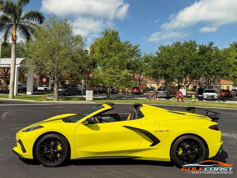 Used 2022 Chevrolet Corvette Stingray Premium Conv image 38