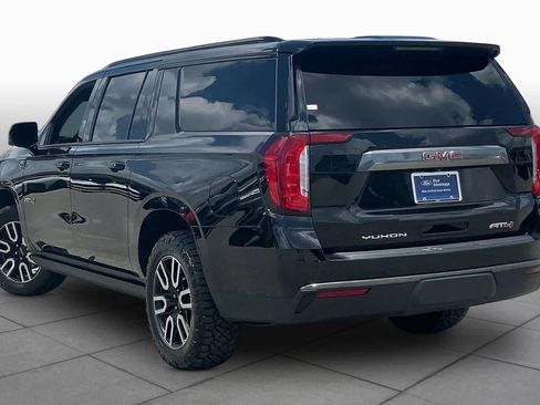 Used 2021 GMC Yukon XL AT4 w/ AT4 Premium Plus Package AWD/4WD image 11