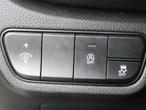 Certified 2024 Kia Seltos EX image 25