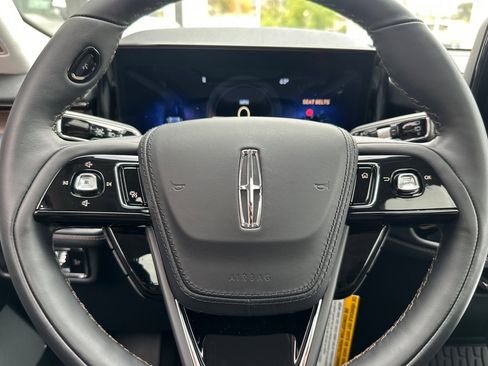 New 2025 Lincoln Aviator Reserve w/ Luxury Package image 21