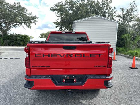 Used 2025 Chevrolet Silverado 1500 Custom w/ LPO, Dark Essentials Package RWD image 5