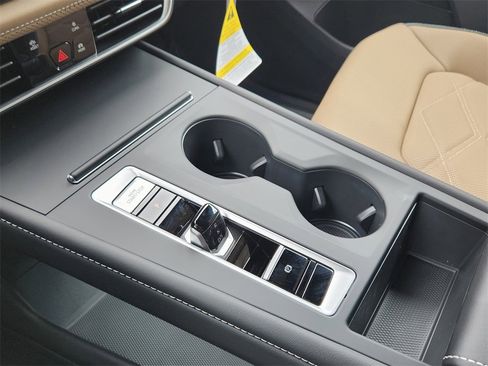 New 2025 Volkswagen Atlas Cross Sport SE image 15