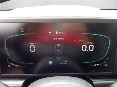 Used 2023 Kia Niro LX FWD image 19