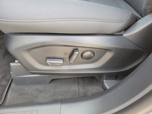 New 2026 Ford Explorer Active RWD image 9