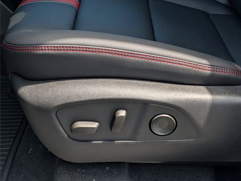 New 2026 Chevrolet Traverse RS FWD image 12