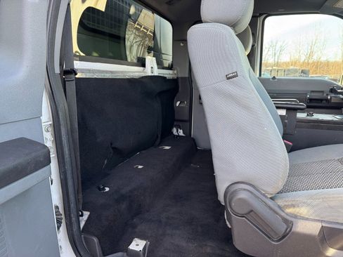 Used 2015 Ford F350 XLT w/ Trailer-Tow Prep Package image 20