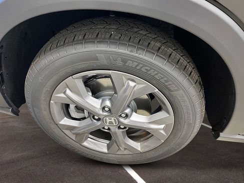 New 2026 Honda HR-V LX image 10