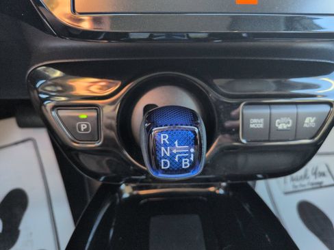 Used 2018 Toyota Prius Prime Advanced FWD image 24