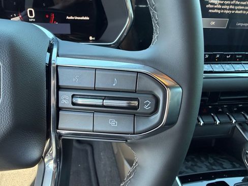 New 2026 GMC Canyon Elevation w/ Convenience Package image 24