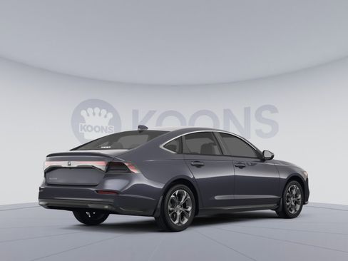 Used 2023 Honda Accord EX image 4