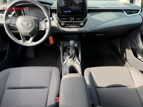 Used 2026 Toyota Corolla LE FWD image 9