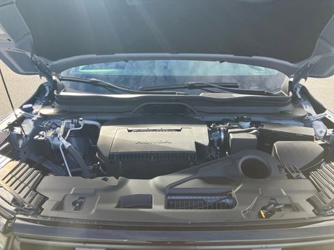 New 2026 Honda Pilot Sport image 16