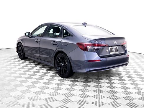 Used 2025 Honda Civic Sport image 4