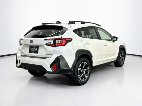 Used 2024 Subaru Crosstrek 2.0i Premium AWD/4WD image 9