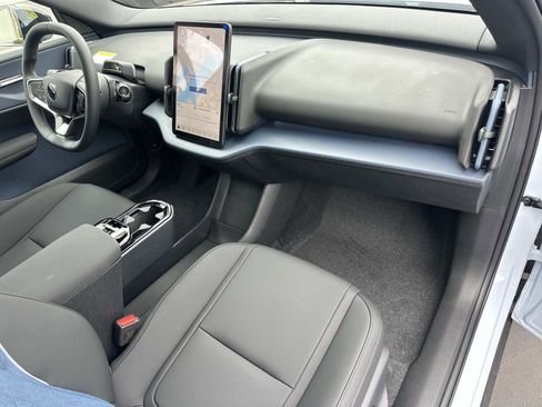 New 2026 Volvo EX30 Plus image 21