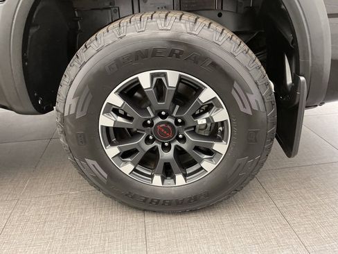 Used 2023 Nissan Titan PRO-4X w/ Pro-4x Utility Package image 12