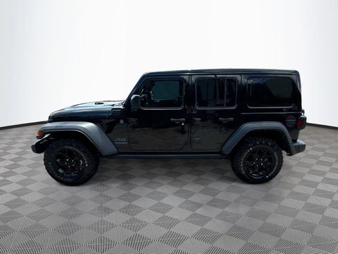 Used 2023 Jeep Wrangler Unlimited w/ Sun & Screen Package AWD/4WD image 9
