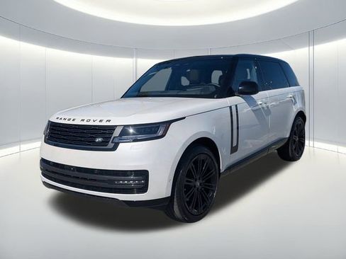 Used 2025 Land Rover Range Rover Long Wheelbase SE image 2