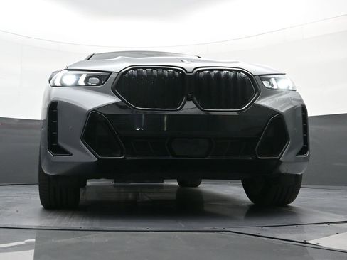 Used 2024 BMW X6 xDrive40i w/ Premium Package image 23