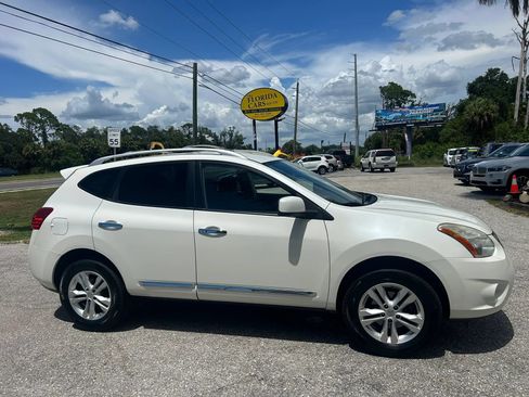 Used 2012 Nissan Rogue SV AWD/4WD image 1