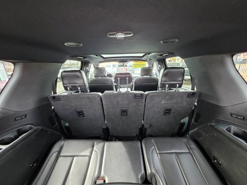 Used 2018 Ford Expedition Max XLT image 24