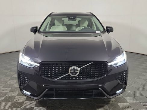 Used 2024 Volvo XC60 B5 Plus w/ Climate Package AWD/4WD image 2