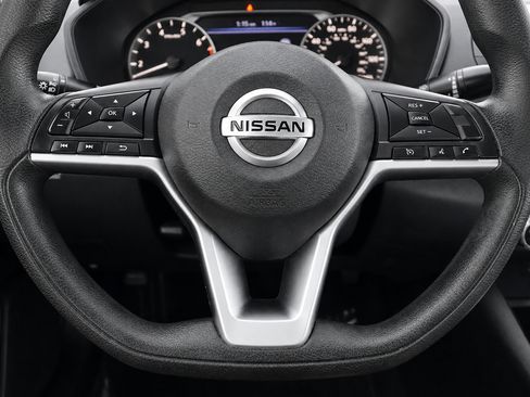Used 2021 Nissan Altima 2.5 SV FWD image 39