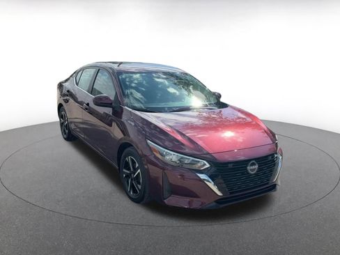 Used 2025 Nissan Sentra SV FWD image 3