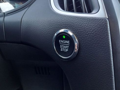 Used 2024 Ford Edge SEL image 22