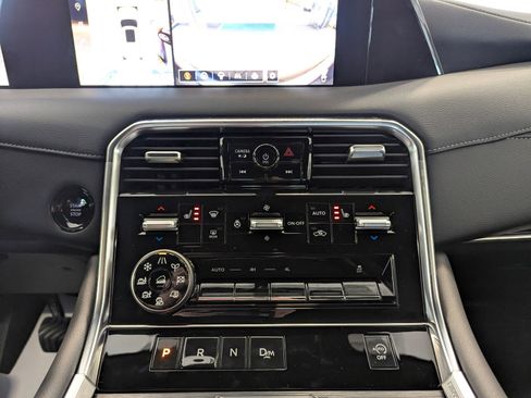 New 2025 Nissan Armada SL w/ Captain's Chari Seat Package image 26