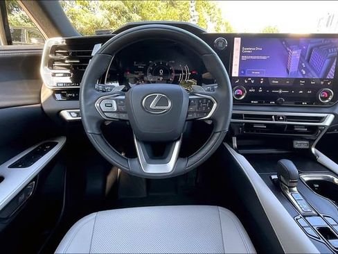 Certified 2023 Lexus RX 350 Premium w/ Accessory Package AWD/4WD image 8
