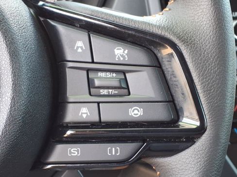 Used 2025 Subaru Forester Touring w/ Popular Package - Touring AWD/4WD image 35