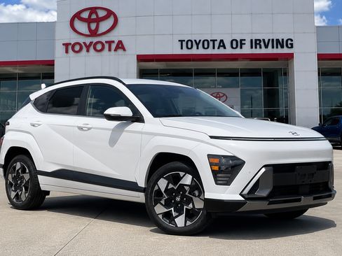Used 2024 Hyundai Kona Limited AWD/4WD image 4