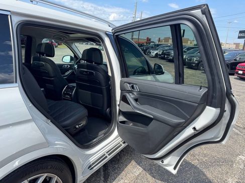 Used 2024 BMW X7 xDrive40i AWD/4WD image 54