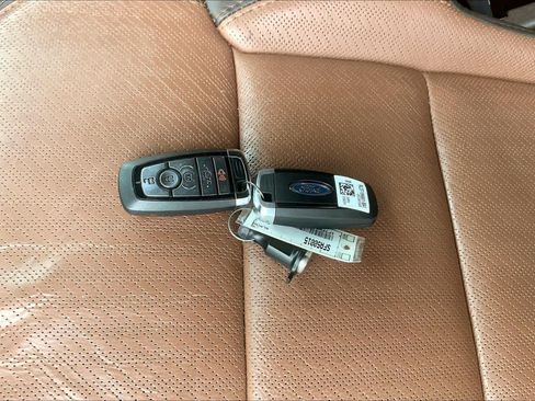 Certified 2025 Ford F150 King Ranch AWD/4WD image 14