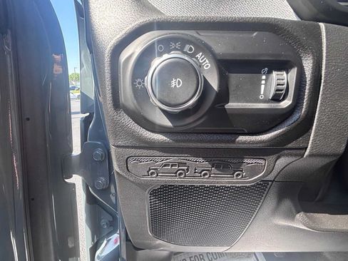 Used 2025 Jeep Wrangler Unlimited Sport AWD/4WD image 20