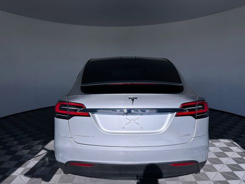 Used 2018 Tesla Model X P100D AWD/4WD image 4