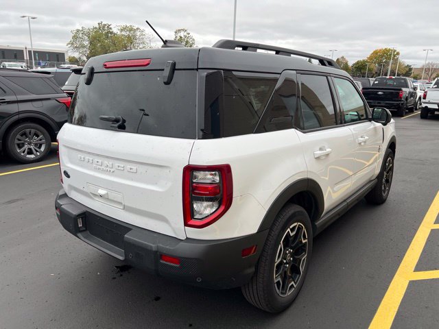 Certified 2025 Ford Bronco Sport Outer Banks AWD/4WD image 2