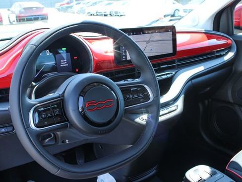 Used 2024 FIAT 500 e (RED) image 16