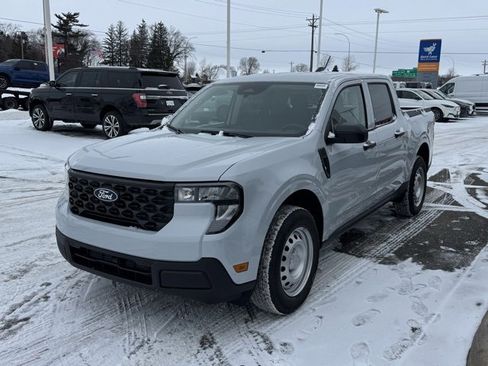 New 2025 Ford Maverick XL w/ Equipment Group 101A image 29