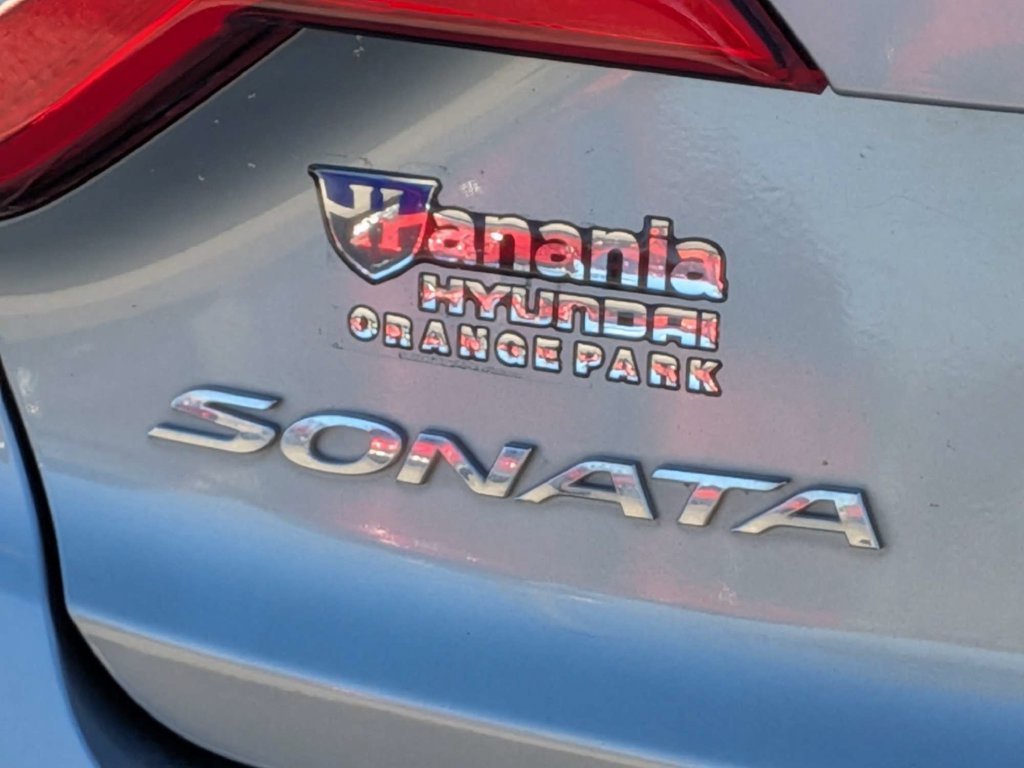 Used 2015 Hyundai Sonata SE FWD image 11