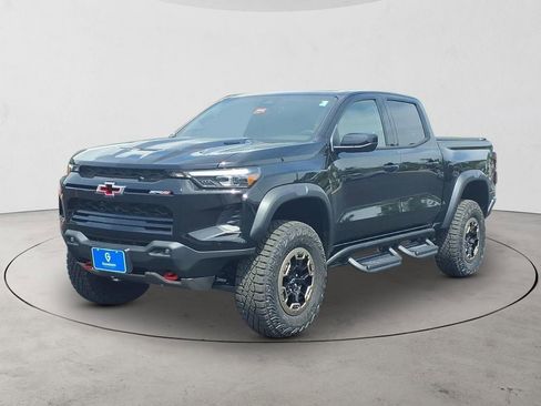 New 2026 Chevrolet Colorado ZR2 w/ Technology Package AWD/4WD image 1