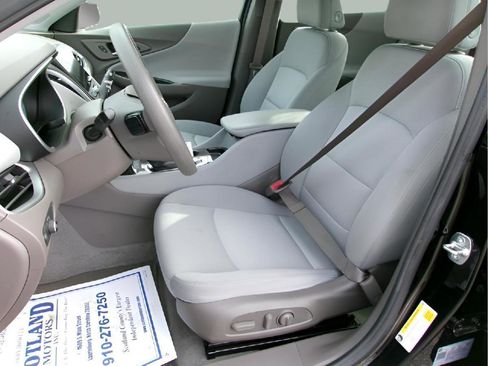 Used 2024 Chevrolet Malibu LS FWD image 13