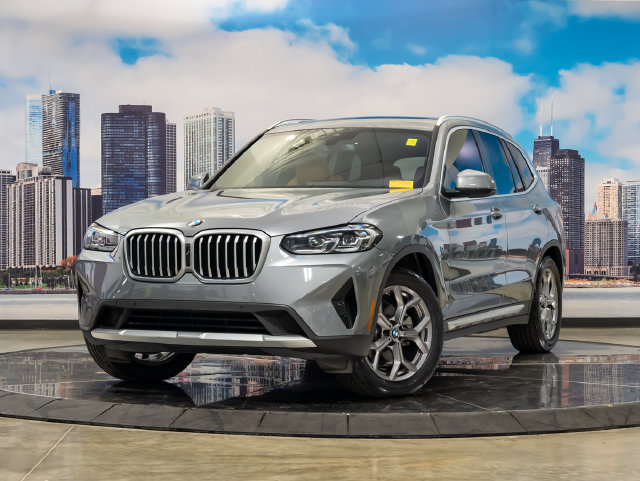 Used 2024 BMW X3 xDrive30i w/ Premium Package AWD/4WD image 2