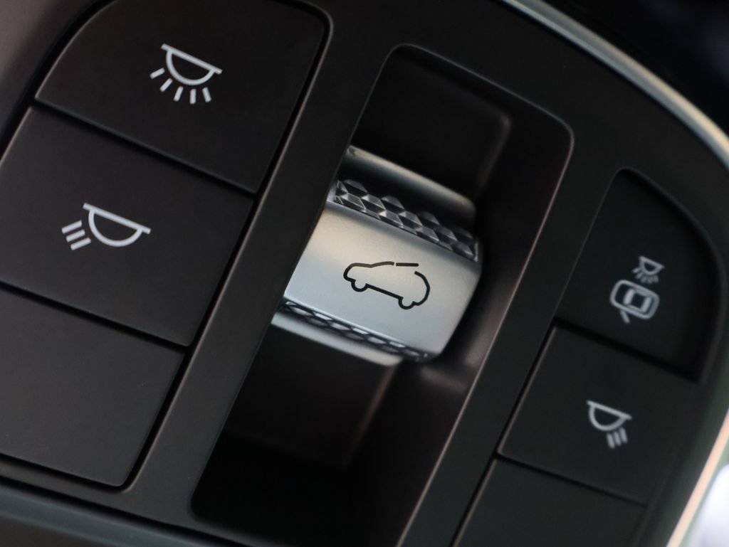 Used 2022 Hyundai Santa Fe Calligraphy FWD image 34