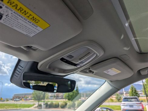 Used 2024 Volvo XC90 B5 Plus image 31