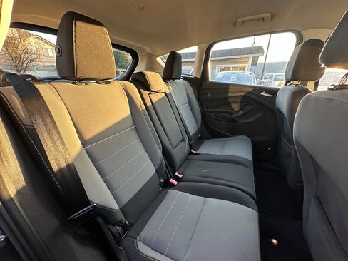 Used 2015 Ford C-MAX SE w/ Equipment Group 202A image 22