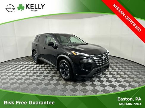 Certified 2025 Nissan Rogue SV AWD/4WD image 1