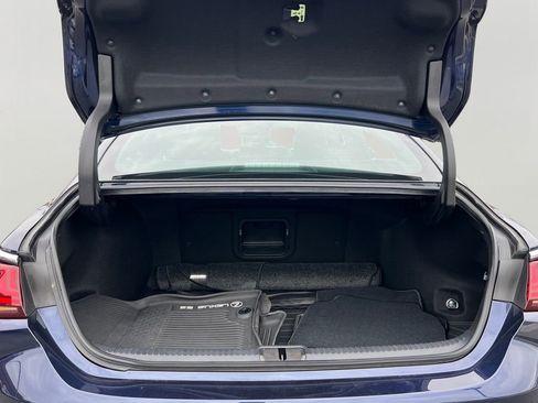 Certified 2023 Lexus ES 350 w/ Premium Package image 9